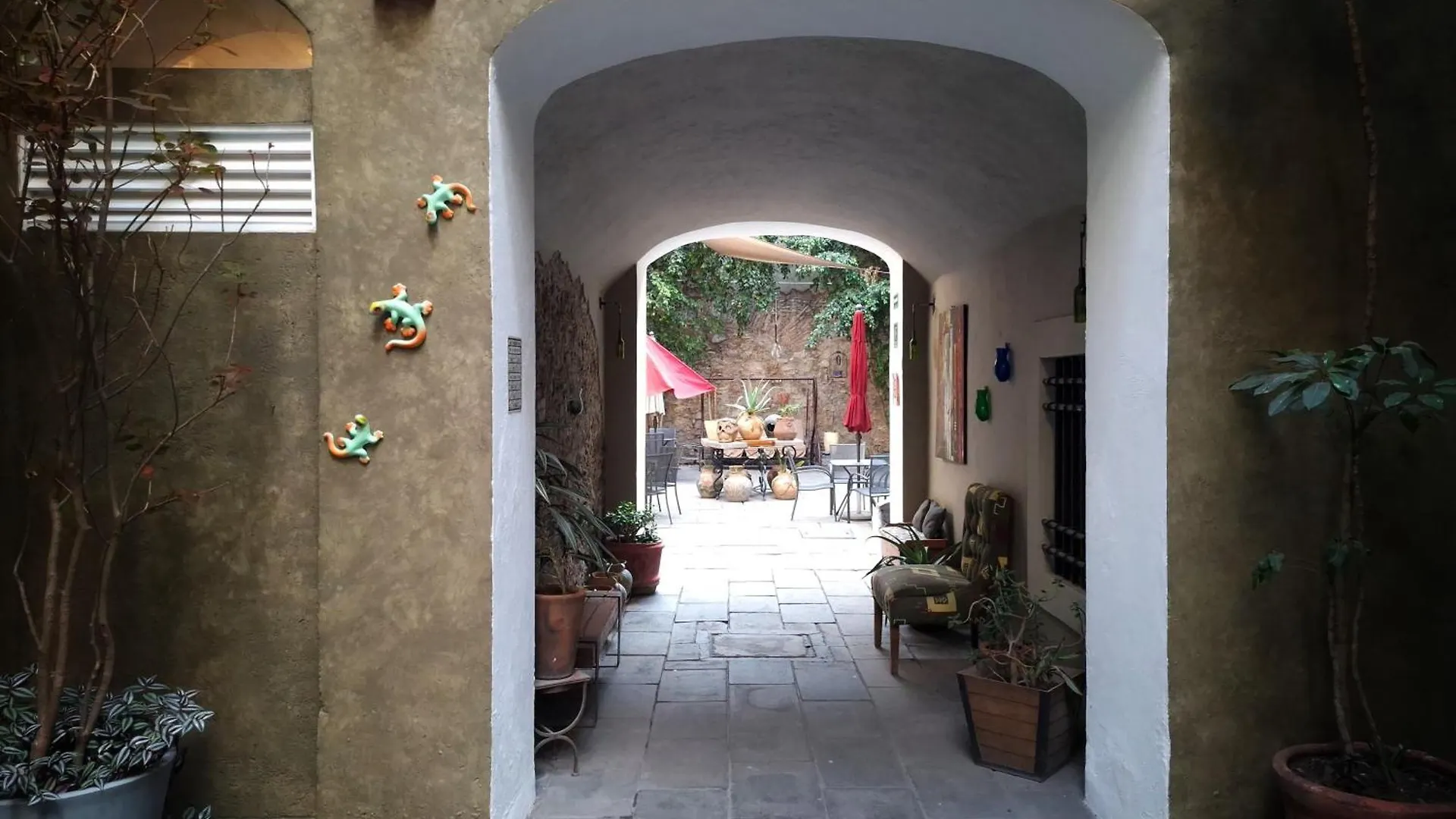 Hotel El Descanso Πουέμπλα